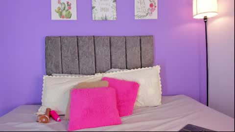 Alanna  online show from July 7, 2026, 11:58 am