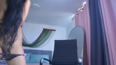 alannathomson online show from January 16, 2026, 8:46 pm