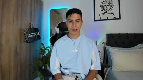 alannaughty_ online show from August 6, 2026, 11:06 pm