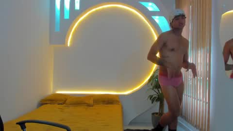 alan online show from January 6, 2025, 6:52 pm