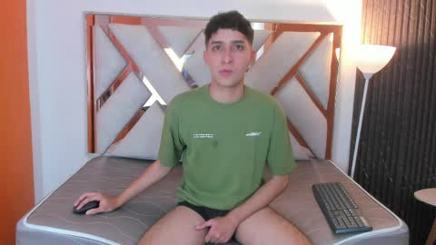 alantaylorr_ online show from April 7, 2026, 1:00 pm