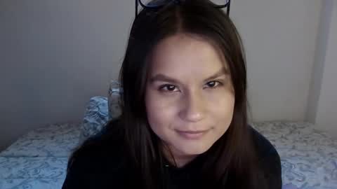 alba_toro535670 online show from December 16, 2024, 3:00 pm