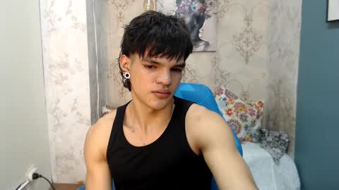 Snapshot of albertbernal69 chatting on December 29, 2024, 3:00 am Albert online show from December 29, 2024, 3:00 am
