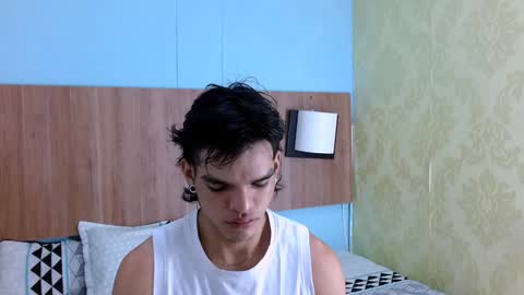 Snapshot of albertbernal69 chatting on January 4, 2025, 2:35 am Albert online show from January 4, 2025, 2:35 am