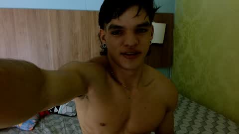 Snapshot of albertbernal69 chatting on January 6, 2025, 8:14 am Albert online show from January 6, 2025, 8:14 am