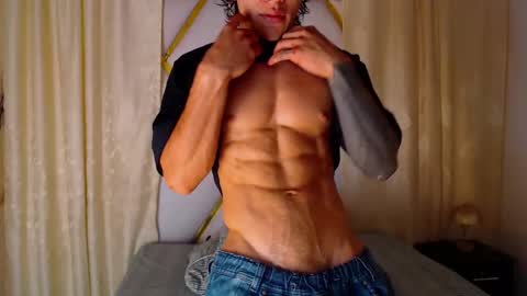 Snapshot of albertbernal69 chatting on February 11, 2025, 5:58 am Albert online show from February 11, 2025, 5:58 am