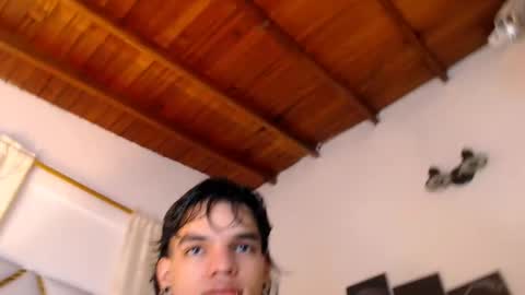 Snapshot of albertbernal69 chatting on February 16, 2025, 3:04 am Albert online show from February 16, 2025, 3:04 am