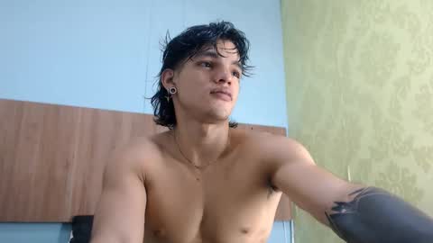 Snapshot of albertbernal69 chatting on February 25, 2025, 8:25 am Albert online show from February 25, 2025, 8:25 am