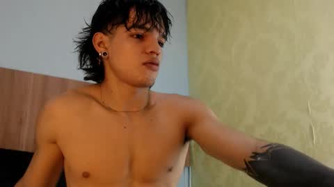 Snapshot of albertbernal69 chatting on February 26, 2025, 2:26 am Albert online show from February 26, 2025, 2:26 am