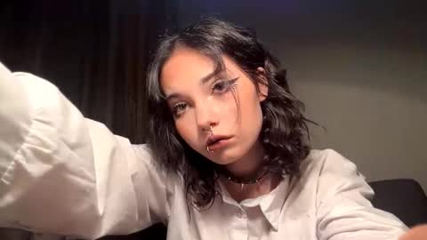 Im Katrina online show from September 29, 2025, 3:28 pm