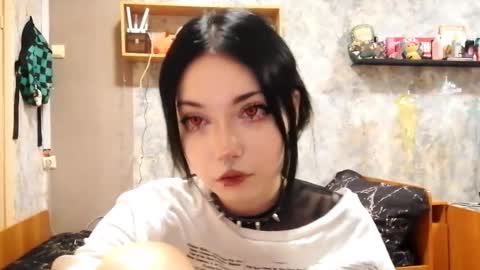 Im Katrina online show from October 27, 2025, 5:28 pm