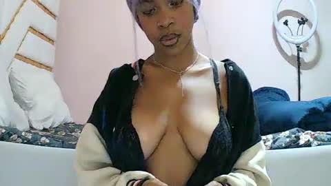 Snapshot of albertine1504 chatting on July 1, 2026, 9:58 pm albertine1504 online show from July 1, 2026, 9:58 pm