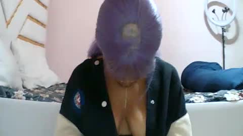 Snapshot of albertine1504 chatting on July 6, 2026, 7:05 pm albertine1504 online show from July 6, 2026, 7:05 pm