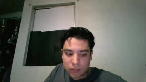 albertoarenas16 online show from May 30, 2026, 5:04 am