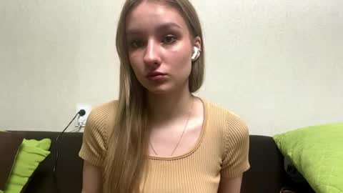 Snapshot of albinaallgood chatting on March 25, 2026, 2:34 pm Lina online show from March 25, 2026, 2:34 pm