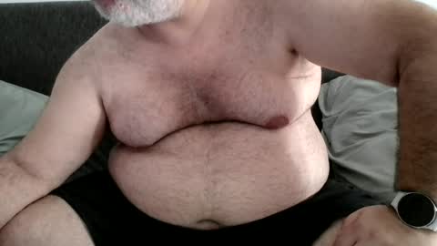 Dezza online show from June 25, 2026, 7:13 am