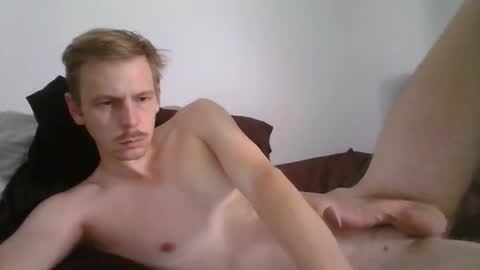 Snapshot of alca205 chatting on September 15, 2025, 4:29 pm alca205 online show from September 15, 2025, 4:29 pm