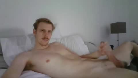 Snapshot of alca205 chatting on October 19, 2025, 5:13 pm alca205 online show from October 19, 2025, 5:13 pm