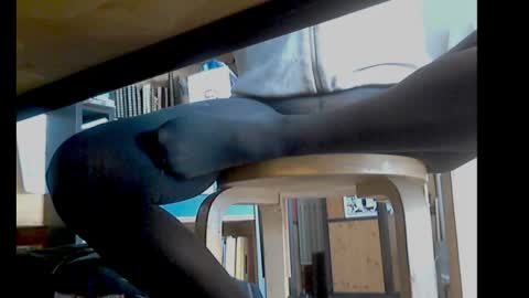 Snapshot of aldolechat chatting on November 24, 2025, 10:37 am aldolechat online show from November 24, 2025, 10:37 am