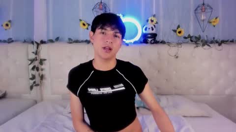 ale_aurarashi online show from November 30, 2025, 1:31 am