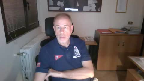 aleandela online show from May 27, 2026, 8:06 pm