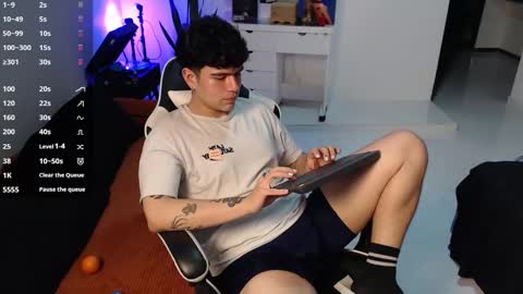 Snapshot of alec_spencer chatting on September 11, 2025, 2:00 am alec online show from September 11, 2025, 2:00 am