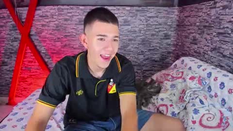 Aleck Boy online show from December 18, 2025, 6:58 pm