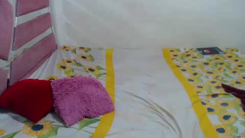 aleeinvein1 online show from April 23, 2026, 2:35 am