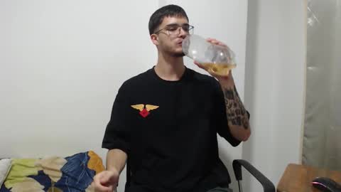 aleex_miller online show from October 5, 2025, 9:40 am