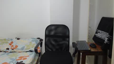 aleex_miller online show from November 8, 2025, 4:12 am