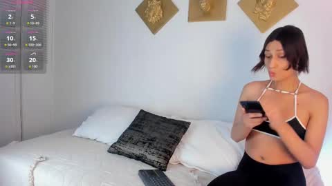 aleexiiaa online show from October 3, 2025, 12:13 pm