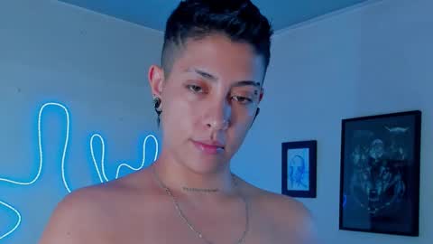 Alejandra online show from October 22, 2025, 11:04 pm