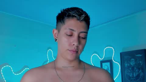 Alejandra online show from March 25, 2026, 11:44 pm