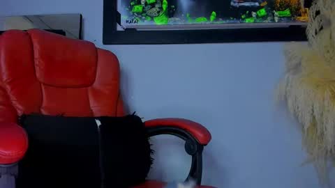 Alejandra online show from February 2, 2025, 6:20 pm