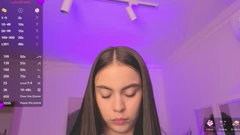 Alejandra online show from March 6, 2026, 11:28 am