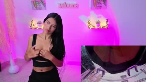 Snapshot of alejamedusa chatting on October 9, 2025, 11:41 am alejamedusa online show from October 9, 2025, 11:41 am