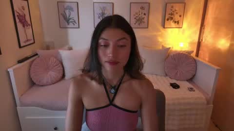 Alejandhra online show from May 15, 2026, 1:29 pm