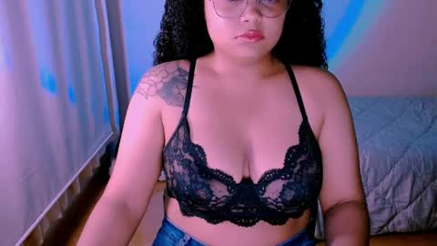Alejandra  online show from April 2, 2026, 11:46 pm