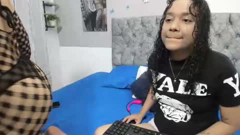 alejandra_evanss online show from February 11, 2025, 4:11 am