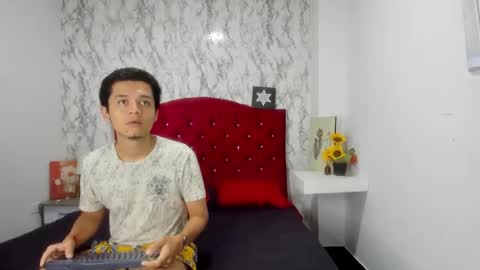 ALEJANDRA JAMES online show from April 28, 2026, 12:42 am
