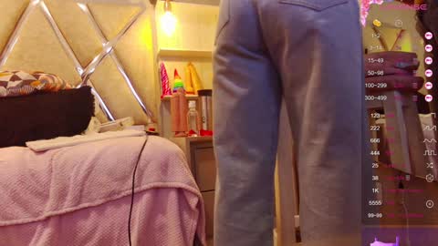Snapshot of alejandra_martinss chatting on January 31, 2025, 8:12 pm alejandra martins online show from January 31, 2025, 8:12 pm