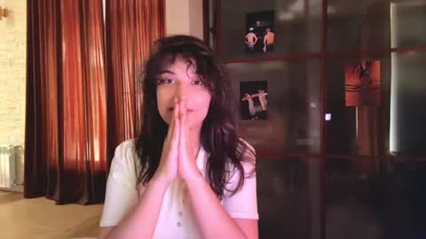 Hanna online show from July 21, 2026, 12:18 pm