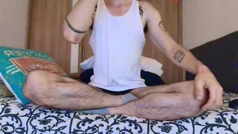 Alejandro Hernndez online show from November 19, 2025, 5:02 pm