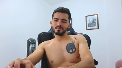 Snapshot of alejandroo_7 chatting on December 27, 2024, 10:26 pm alejandroo_7 online show from December 27, 2024, 10:26 pm