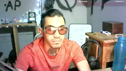 Snapshot of alejandropppzz chatting on January 22, 2025, 12:38 am alejandropppzz online show from January 22, 2025, 12:38 am