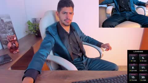 Snapshot of alejandrostorm chatting on January 3, 2025, 7:50 pm Alejo online show from January 3, 2025, 7:50 pm