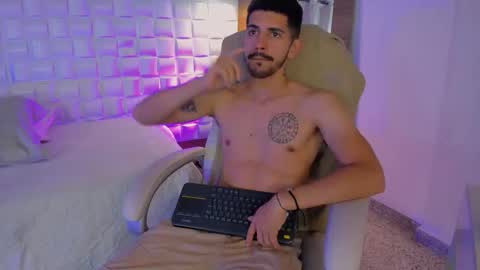 Alejo  online show from October 9, 2025, 8:40 pm