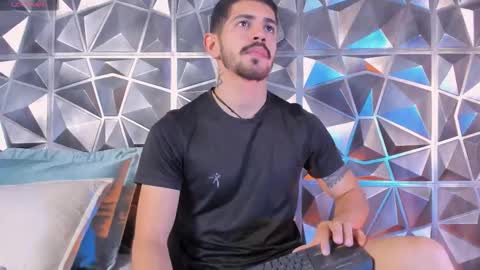 Alejo  online show from March 3, 2026, 10:37 pm