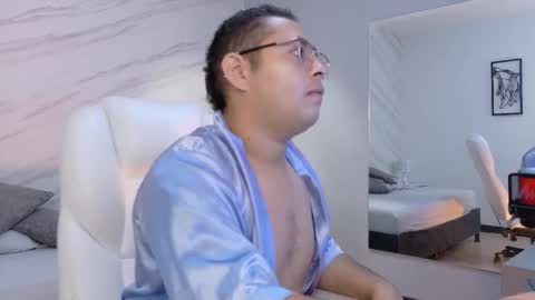 Alejandro  online show from February 24, 2026, 12:14 pm