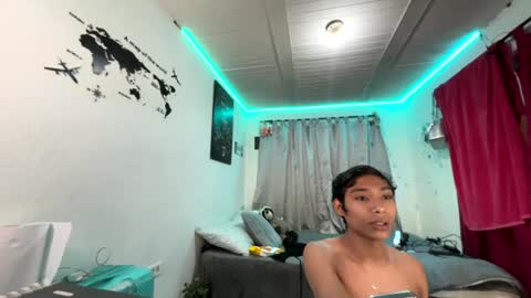 alejo_cute online show from June 28, 2026, 1:17 pm